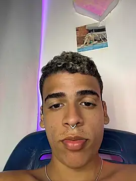 PrincesLeo Chat XXX in diretta