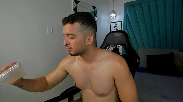 Logan_WolfJS Live XXX-chat