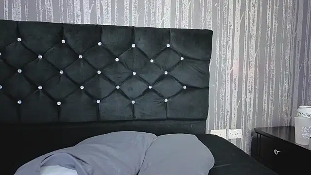 Czat XXX na żywo – Alicee_Moonn