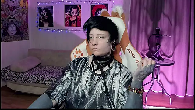 acid_trip1l's Live XXX Chat