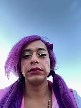 TranSexualJade95 Adlı Modelin Canlı XXX Sohbeti