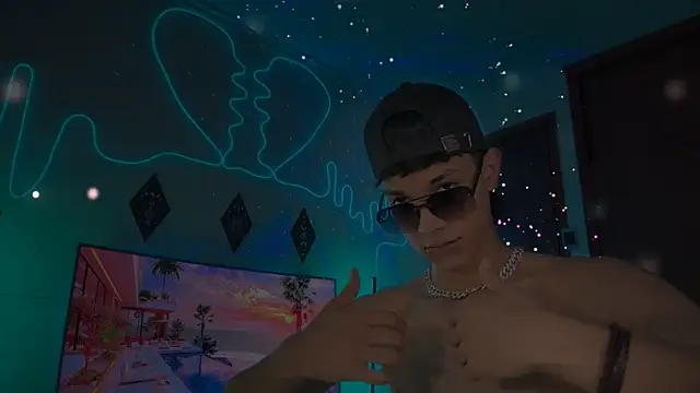 RoughDiamond_ Chat XXX live