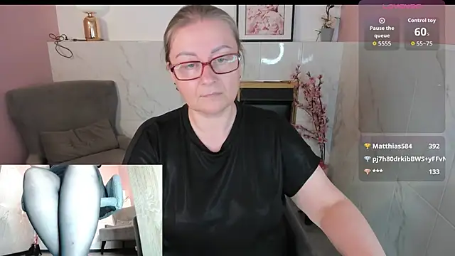 Alexandra_Kind: απευθείας συνομιλία ΧΧΧ