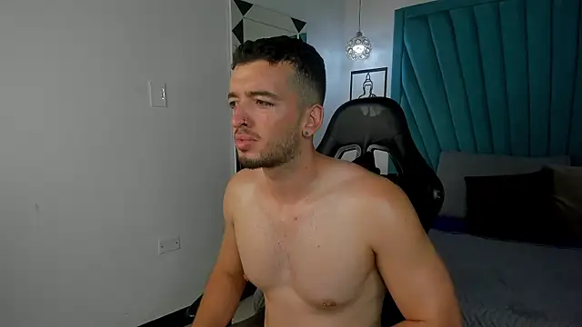 Logan_WolfJS élő XXX-chatje