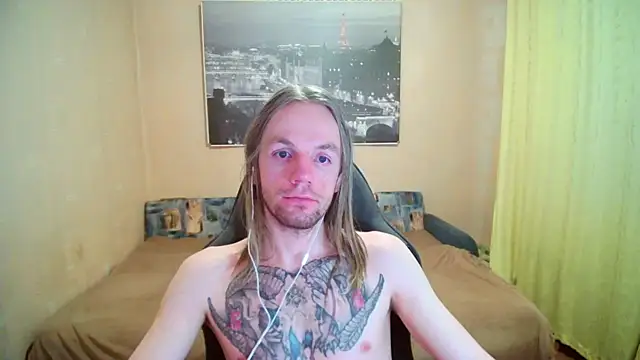 Czat XXX na żywo – AdamDickens