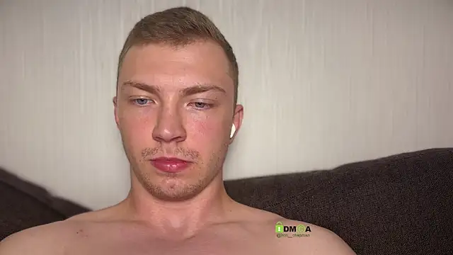 iron__chap Live XXX-Chat