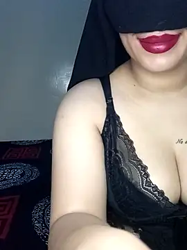Zouzou_sexy Chat XXX in diretta