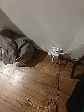 XXX chat uživo modela Dam70