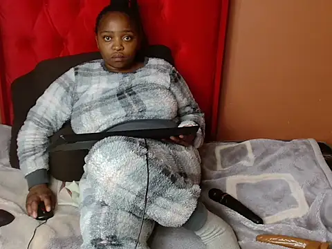 Czat XXX na żywo – African_Busty