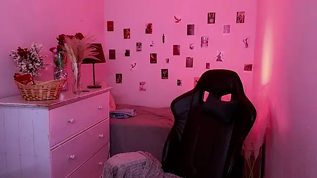 Cutie__Kitty: απευθείας συνομιλία ΧΧΧ