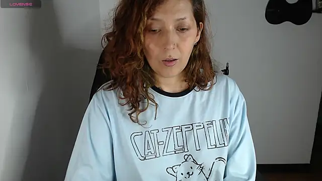 ZayraMoon_12's Live XXX Chat