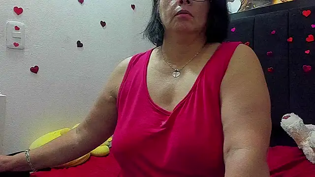 Chat +18 de Evaaross_2345 ao vivo