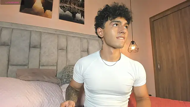 Chat +18 de Kairoxxx_ ao vivo