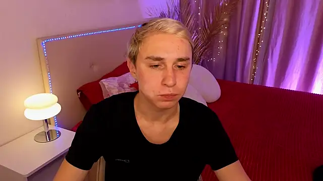 e1v1s live XXX chat