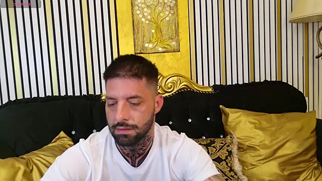 TommyDum Chat XXX live