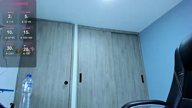 LOBO_ALPHA 现场XXX聊天