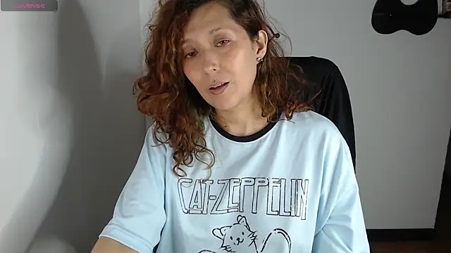 ZayraMoon_12's Live XXX Chat