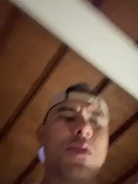 Chat XXX ao vivo de lucas-storm