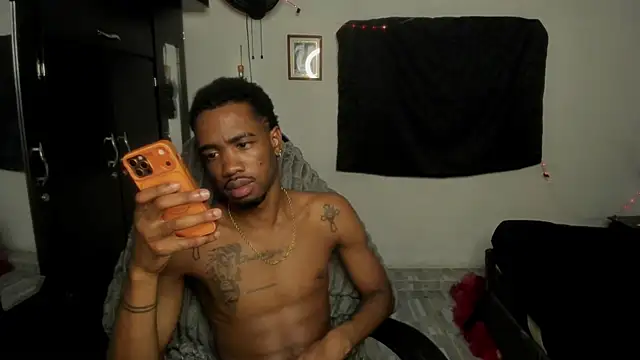 Chat XXX en directo de Kofi_exotic_2