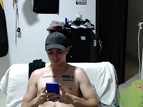 Chat +18 de Zac_Efront ao vivo