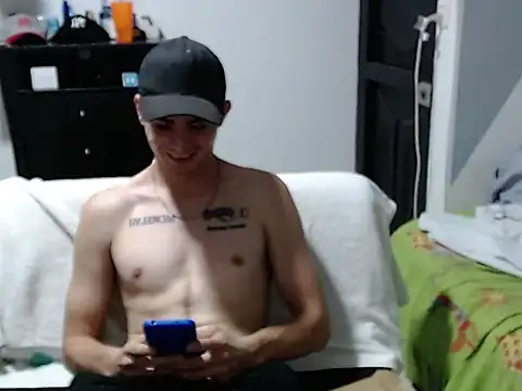 Онлайн чат XXX Zac_Efront