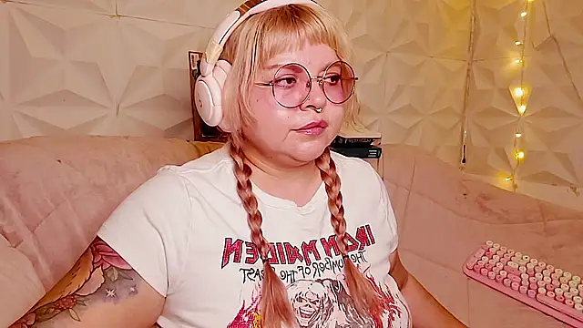 Satyn_doll: απευθείας συνομιλία ΧΧΧ