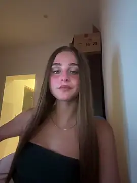 Chat +18 de BellMeow_ ao vivo