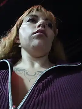 Isabella__Risky's Live XXX Chat