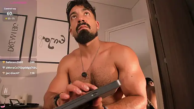 Max_strong01 লাইভ XXX চ্যাট