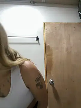Czat XXX na żywo – MollyCruz