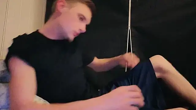 Webkamerová show Ilovepussy1911