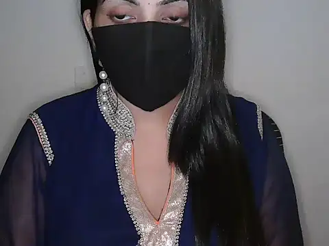 Reddy_TrishaのライブXXXチャット