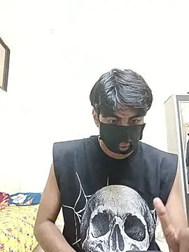 Mumbai_74's Live XXX Chat