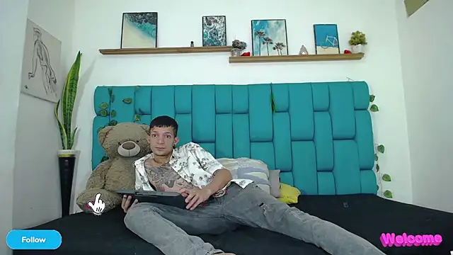 Chat +18 de Genin23cm ao vivo