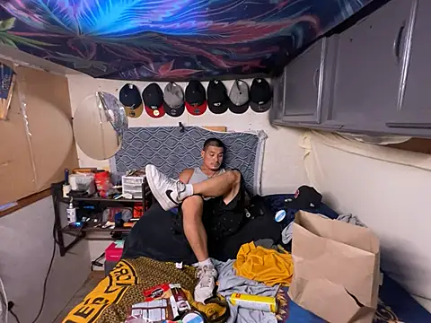 OmarSalasxh33's Live XXX Chat