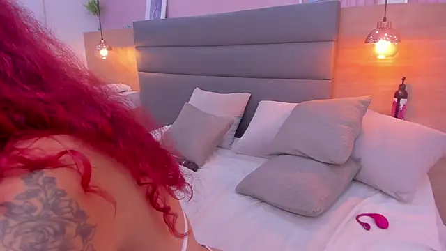 XXX chat uživo modela tamhy_ferrara