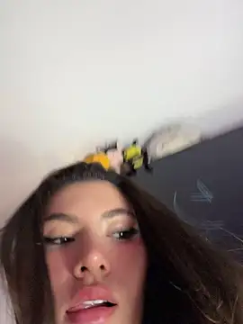 Your_Honeey live XXX chat