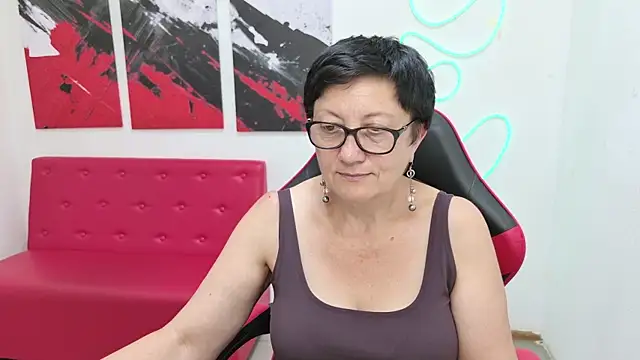 EmilyL0ve 라이브 XXX 채팅