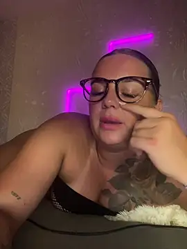 AureliaStar Live XXX Chat