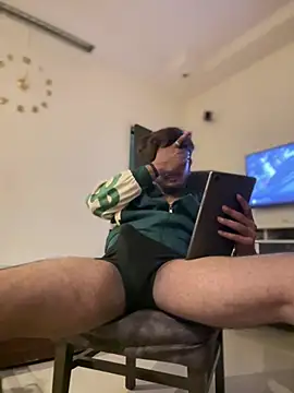 Seenu2199 – Naživo XXX chat