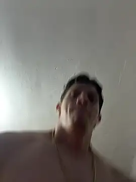 Chat XXX en directo de Bodyxx23