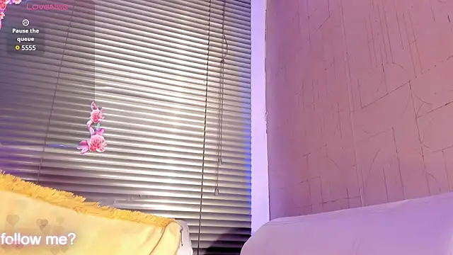 LaiilyBell12 Chat XXX live