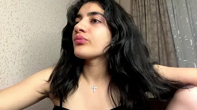 Ledi_Asthik's Live XXX Chat