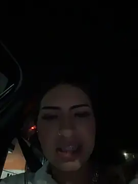 Hilary_pinkk: απευθείας συνομιλία ΧΧΧ