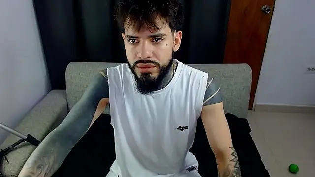 BlackTattooKing 现场XXX聊天