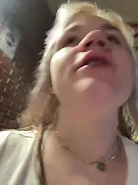 צ'אט XXX בשידור חי של Cutiepiespanks