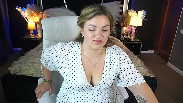 AlissyaGrayy Adlı Modelin Canlı XXX Sohbeti