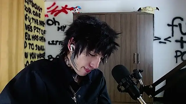 แชท XXX สดของ Ryoko_vishnu
