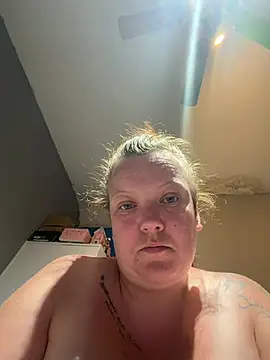 Chat XXX en directo de busty-bella1