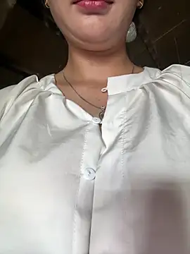 Chatroom XXX en direct de Nabi_pusy